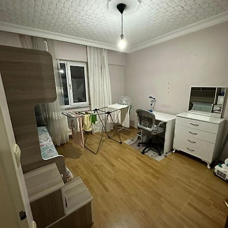 Lovely 2 Bedrooms Apartment With Full Furniture イスタンブール エクステリア 写真